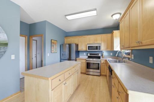 1615 Rolling Hills Lane, River Falls, WI 54022