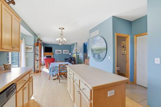1615 Rolling Hills Lane, River Falls, WI 54022