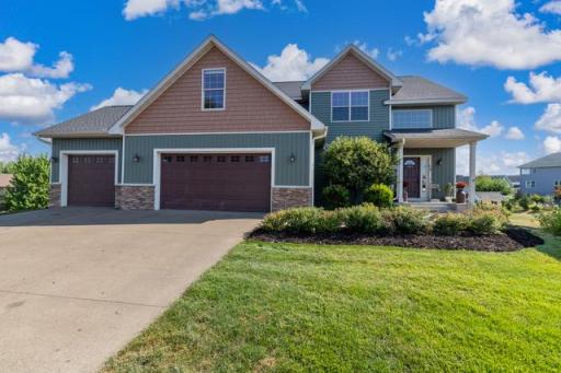 1615 Rolling Hills Lane, River Falls, WI 54022