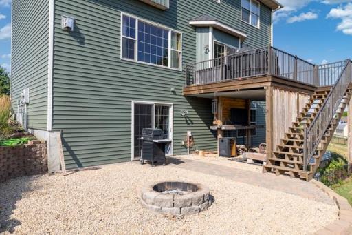 1615 Rolling Hills Lane, River Falls, WI 54022