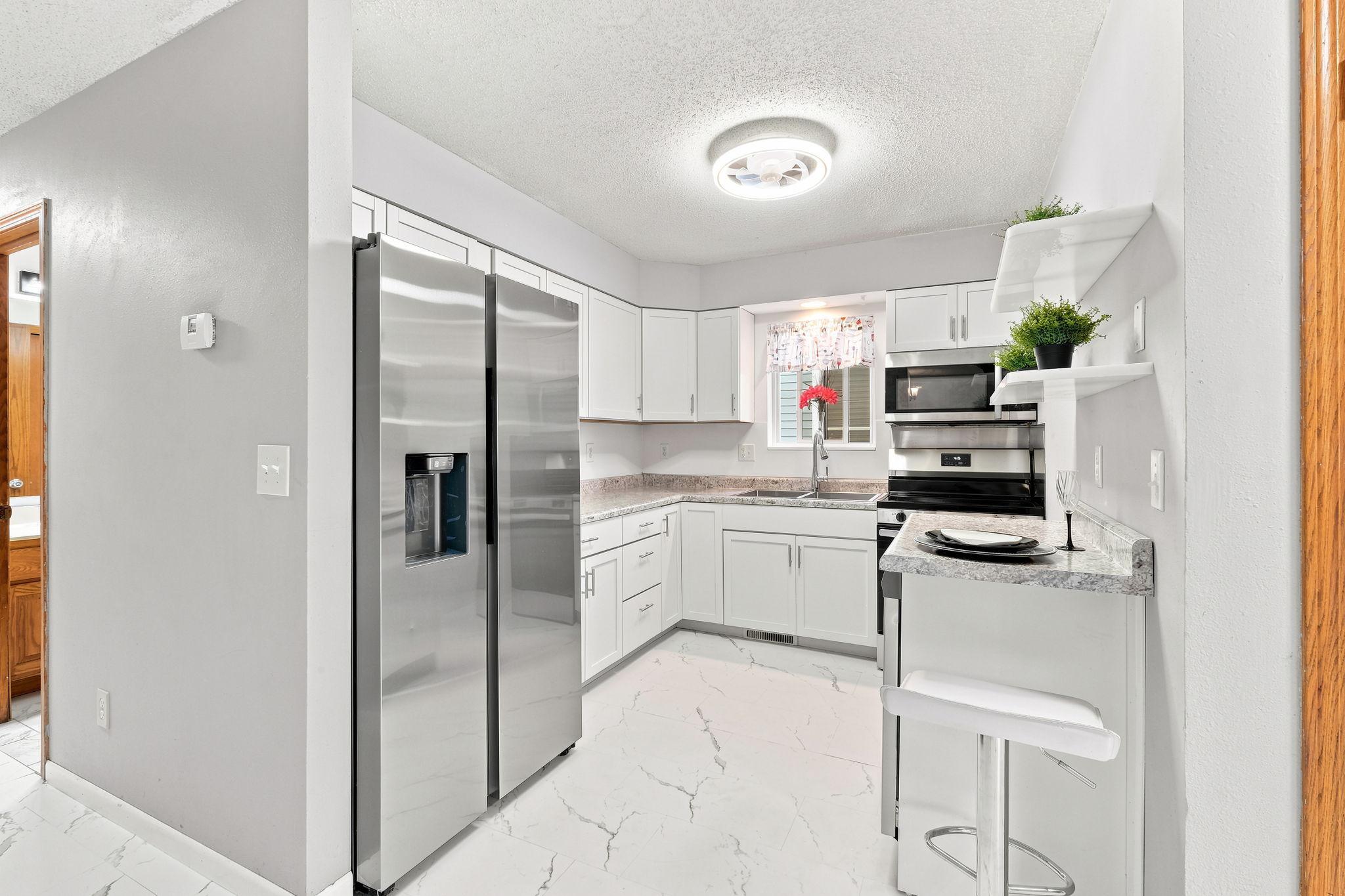 Remodeled kitchen - all new applicances