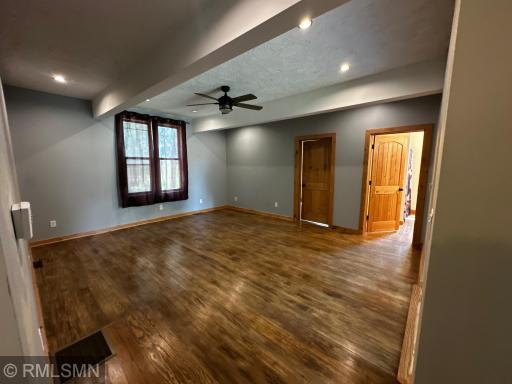 12737 375th Street, North Branch, MN 55056