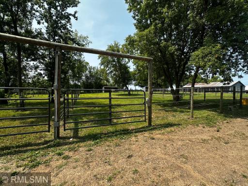 12737 375th Street, North Branch, MN 55056
