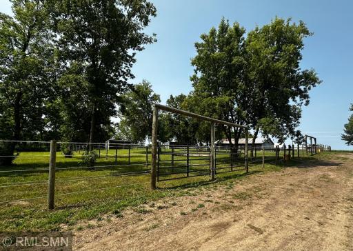 12737 375th Street, North Branch, MN 55056