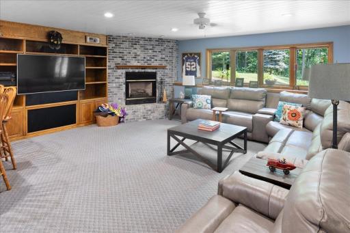 5445 215th Lane NE, Wyoming, MN 55092