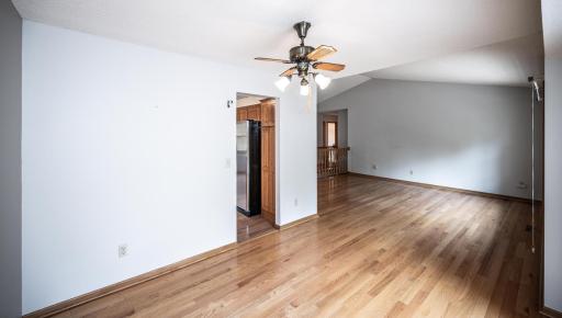 17028 Glenwood Avenue, Lakeville, MN 55044