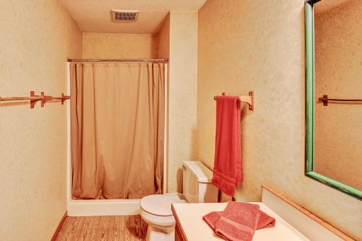 903 North St E, Park Rapids, MN 56470
