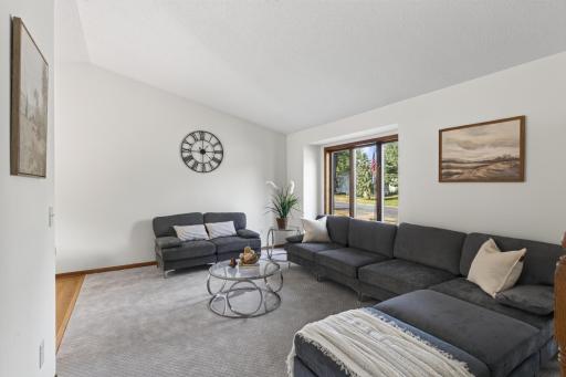 443 Market Street S, Shakopee, MN 55379