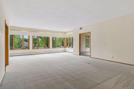 1830 Eagle Ridge Drive, 2003, Mendota Heights, MN 55118