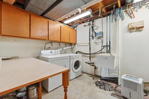 386 Bear Avenue S, Vadnais Heights, MN 55127