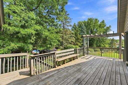 386 Bear Avenue S, Vadnais Heights, MN 55127