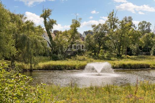 1625 Locust Hills Trail, Wayzata, MN 55391
