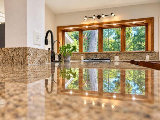 990 Blackoak Road, Eau Claire, WI 54701
