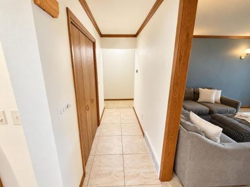 990 Blackoak Road, Eau Claire, WI 54701