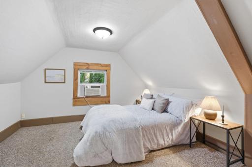 3rd floor is owner's suite.