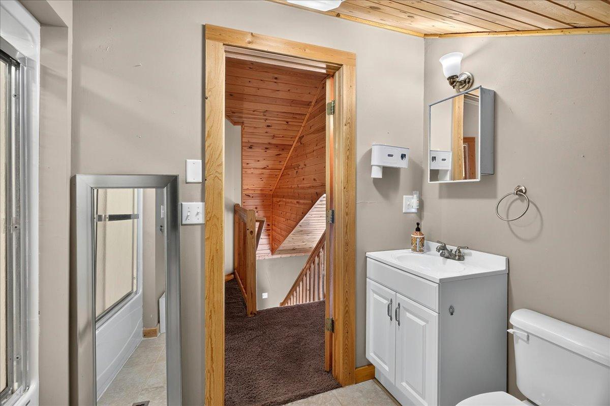 Top Level Bath.