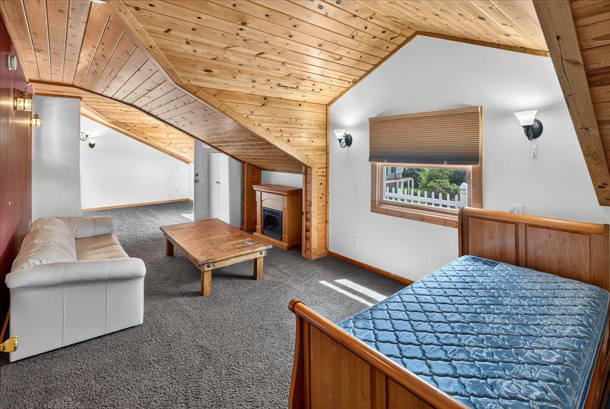 Bedroom at the top.
