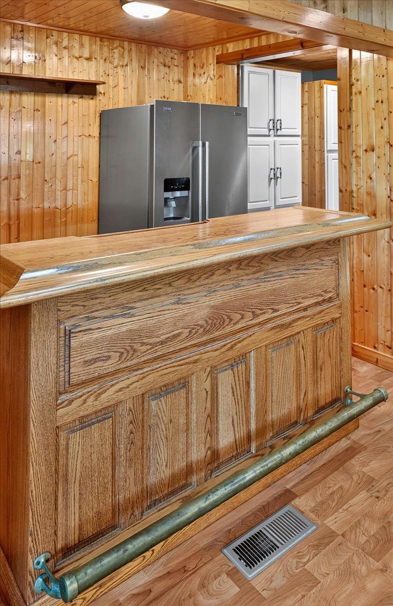 Lounge Bar and 2nd Refrigerator.