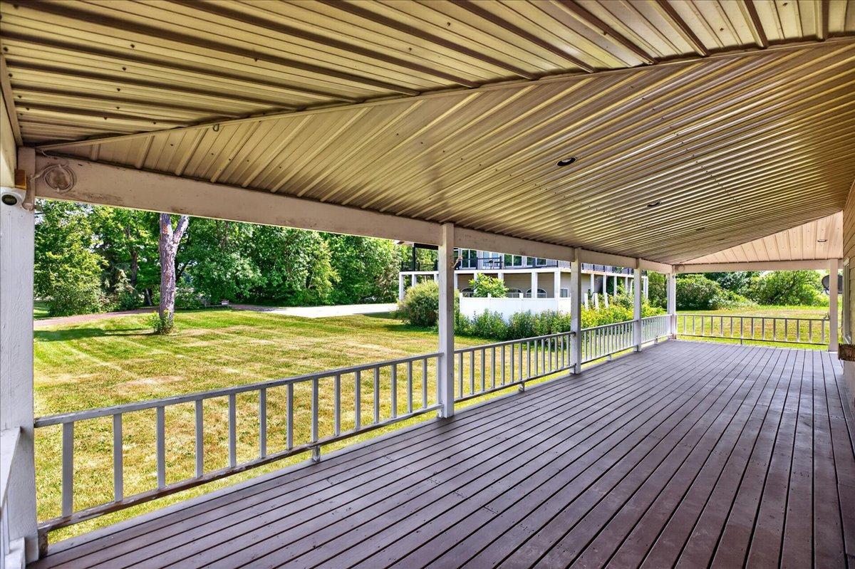 Wrap Around Deck. All the way around!!!