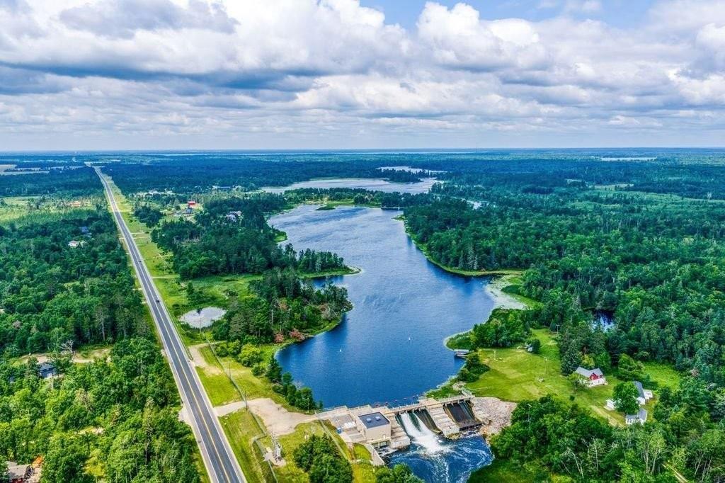 9 Stump Lake.jpg