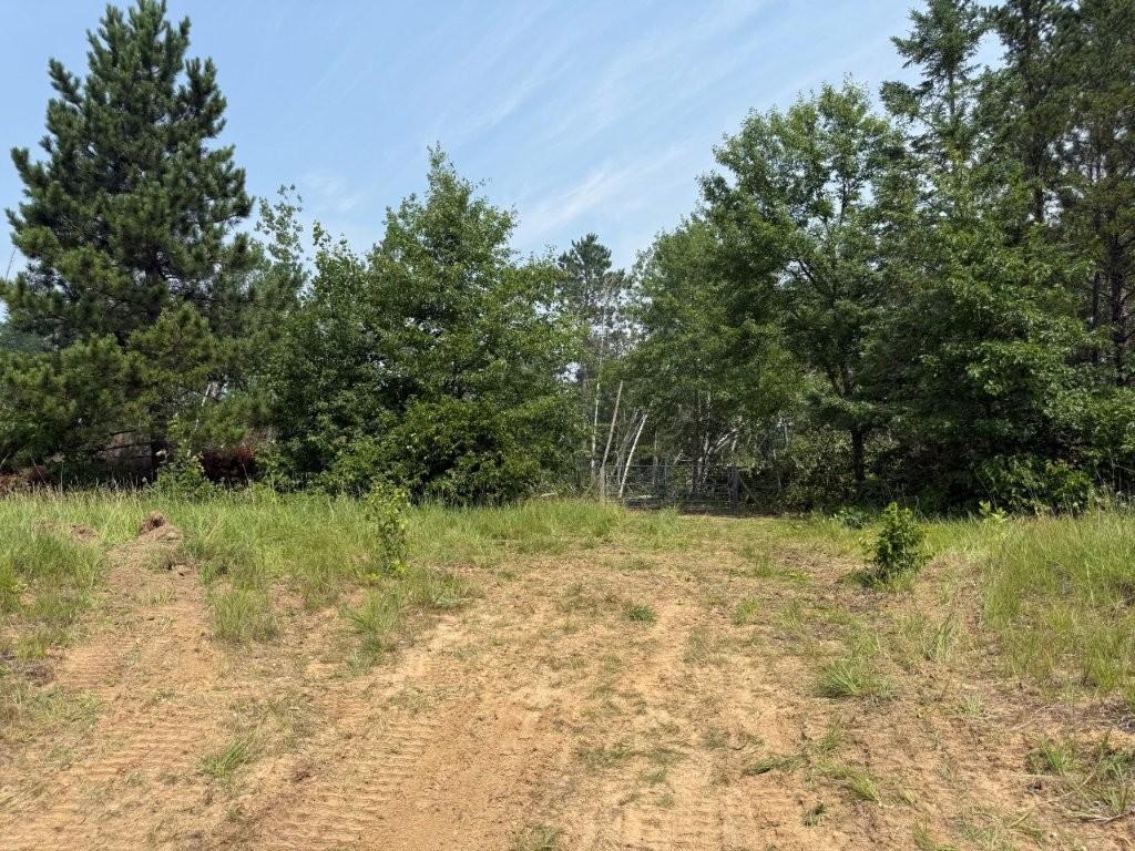 6 Entrance from Power Dam Rd.jpg