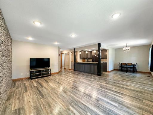 1024 5th Street SW, Willmar, MN 56201