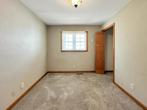1024 5th Street SW, Willmar, MN 56201
