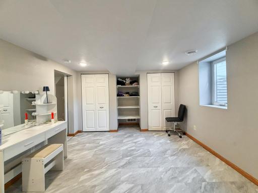 1024 5th Street SW, Willmar, MN 56201