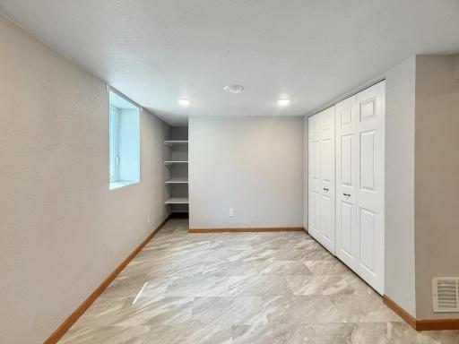 1024 5th Street SW, Willmar, MN 56201