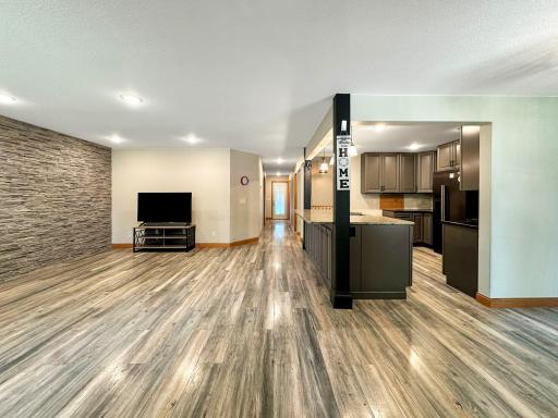 1024 5th Street SW, Willmar, MN 56201