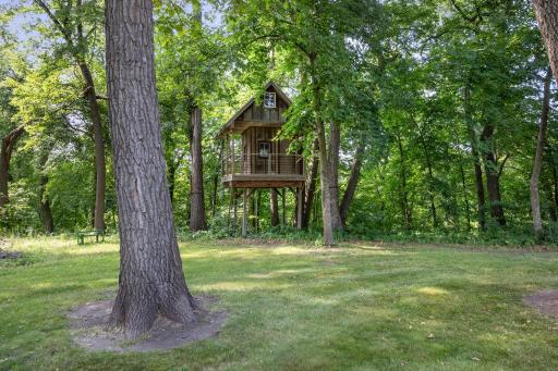 20658 Belle Lake Road, Hutchinson, MN 55350