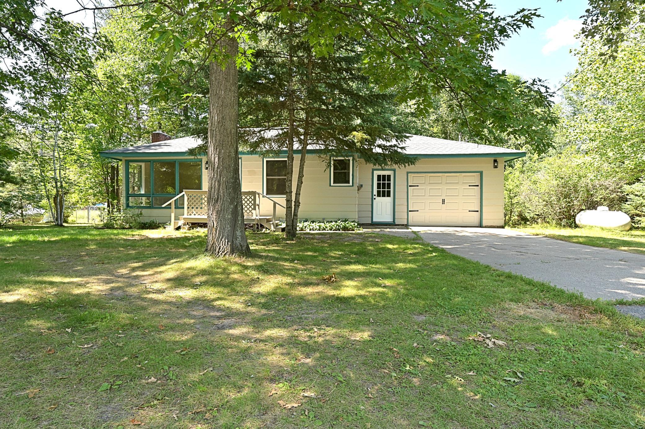 EXTERIOR FRONT VIEW.jpg