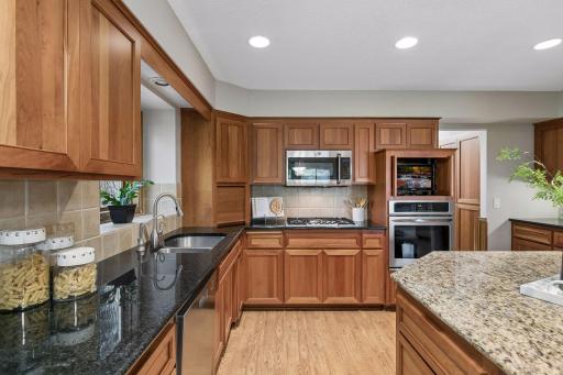 13645 Georgia Drive, Apple Valley, MN 55124