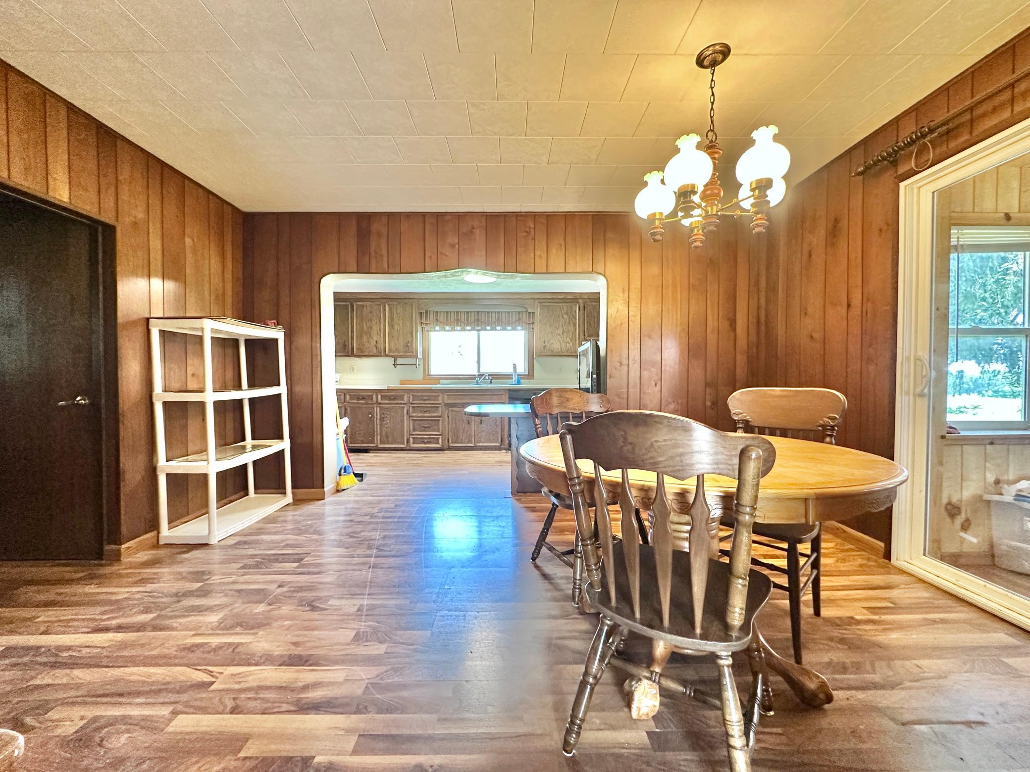 The dining area will accommodate a large group.