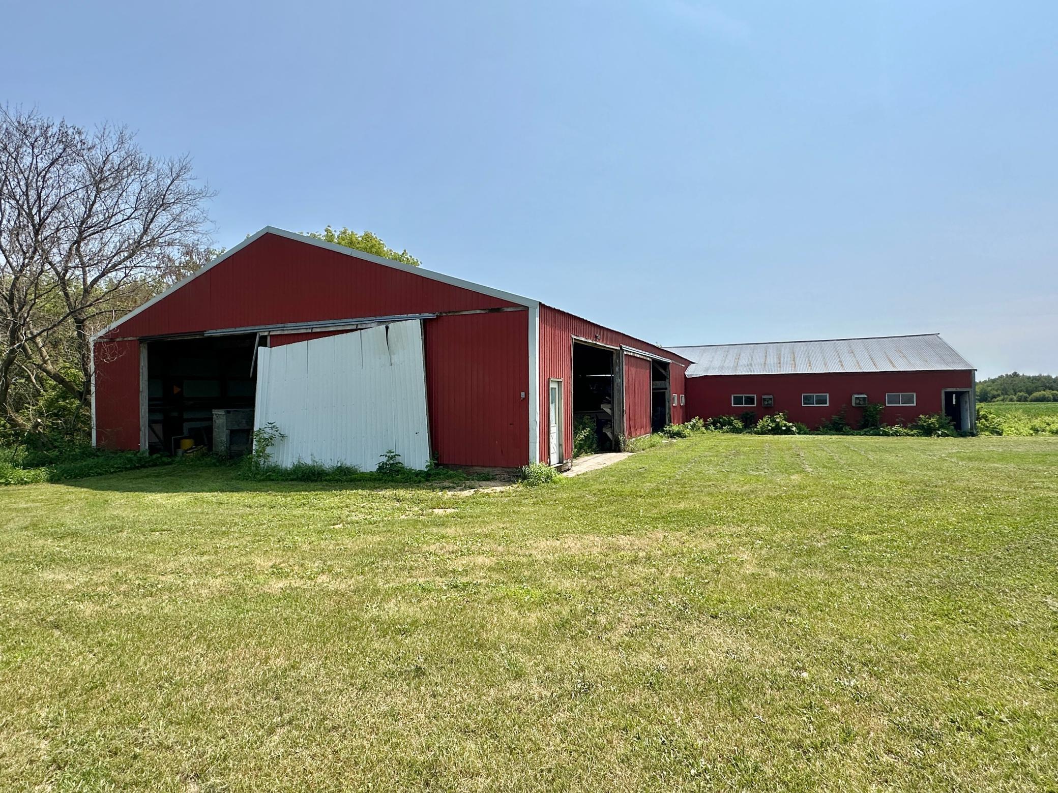 One last look at the machine shed.