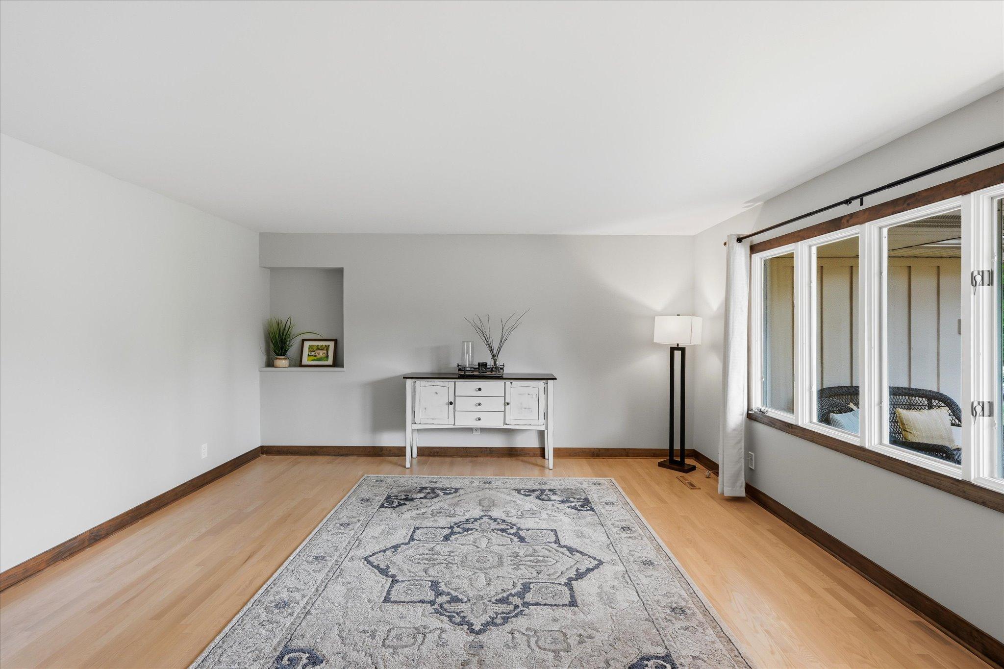08-2419 Hidden Valley Ln [3230121]- 008.jpg