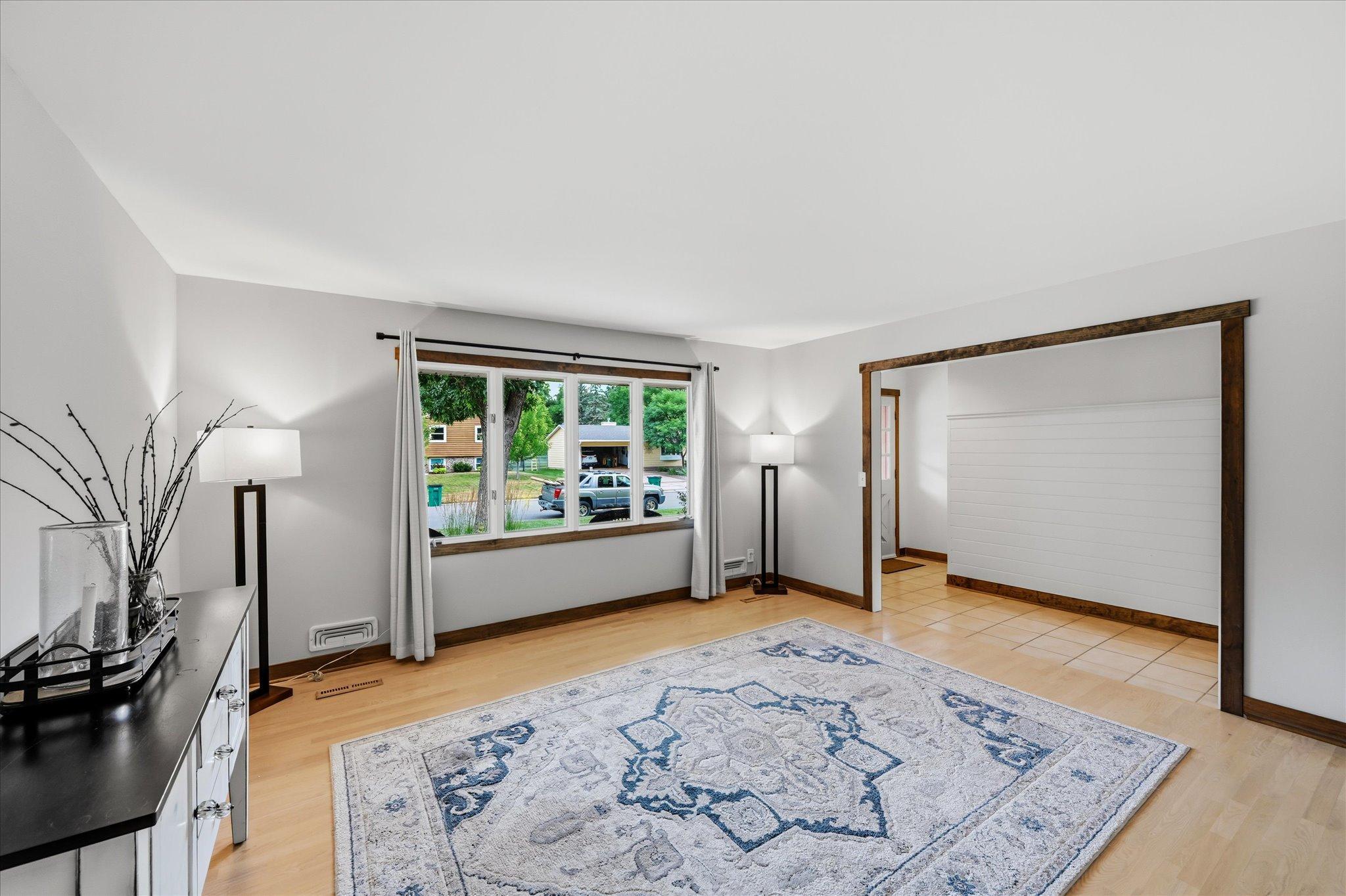 11-2419 Hidden Valley Ln [3230121]- 011.jpg