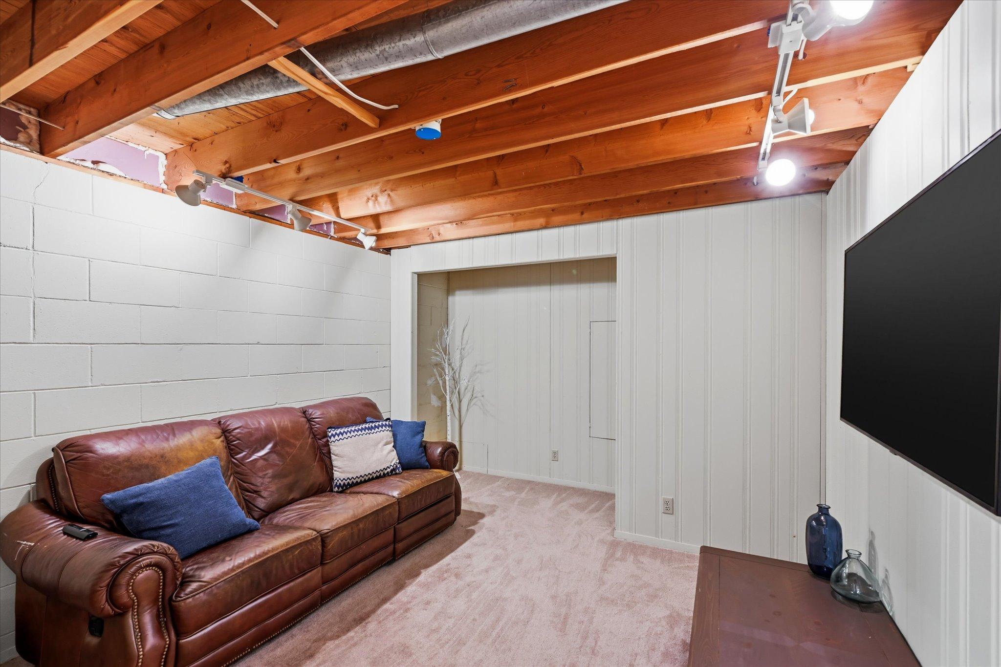 41-2419 Hidden Valley Ln [3230121]- 041.jpg