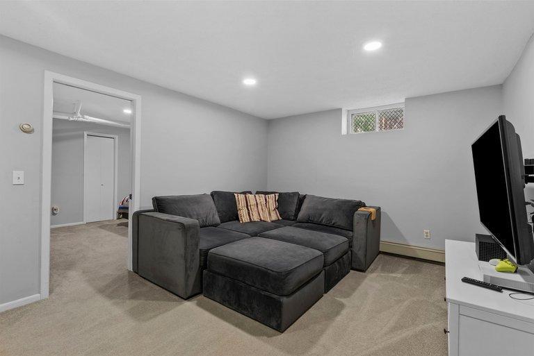 Family room.jpg