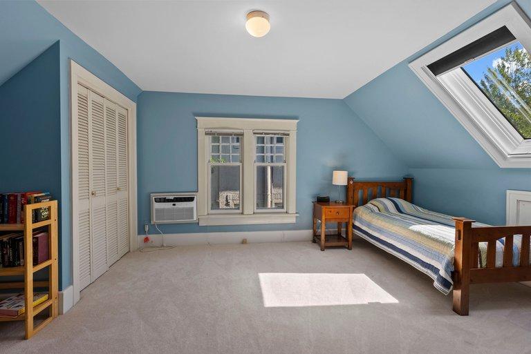 Bedroom 5.jpg