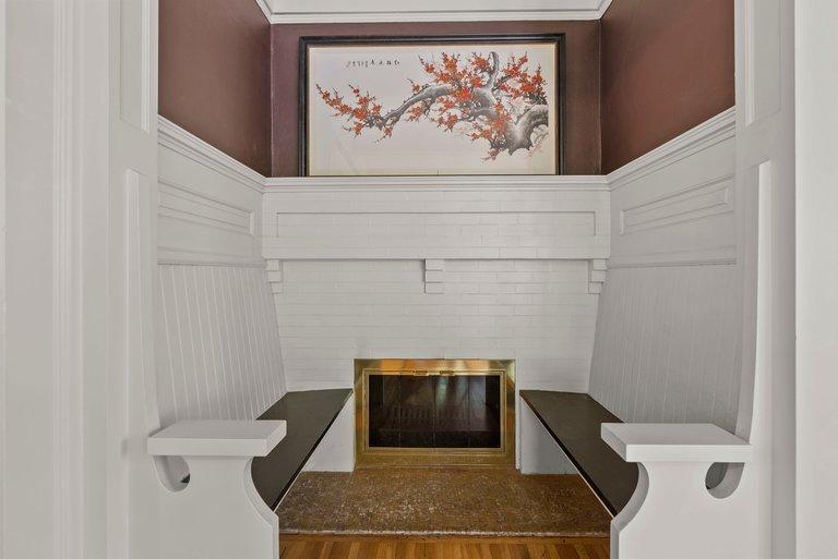 Fireplace.jpg