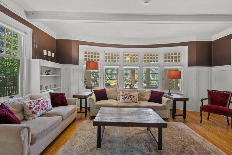 Living room.jpg
