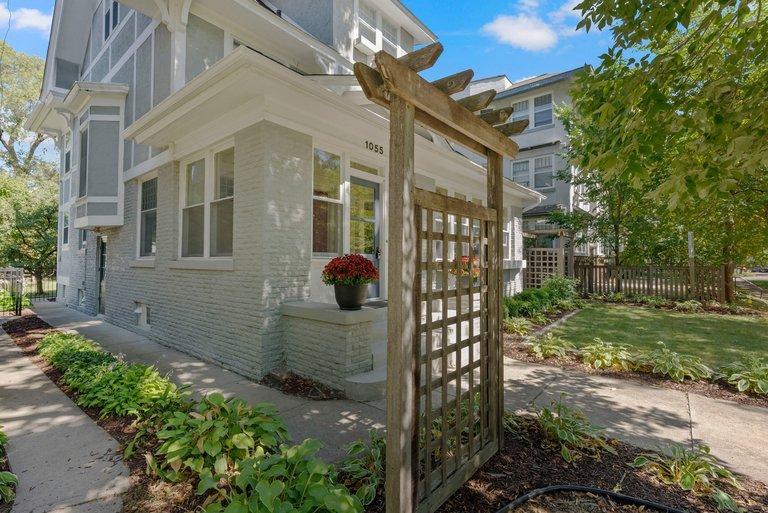 Front of home.jpg