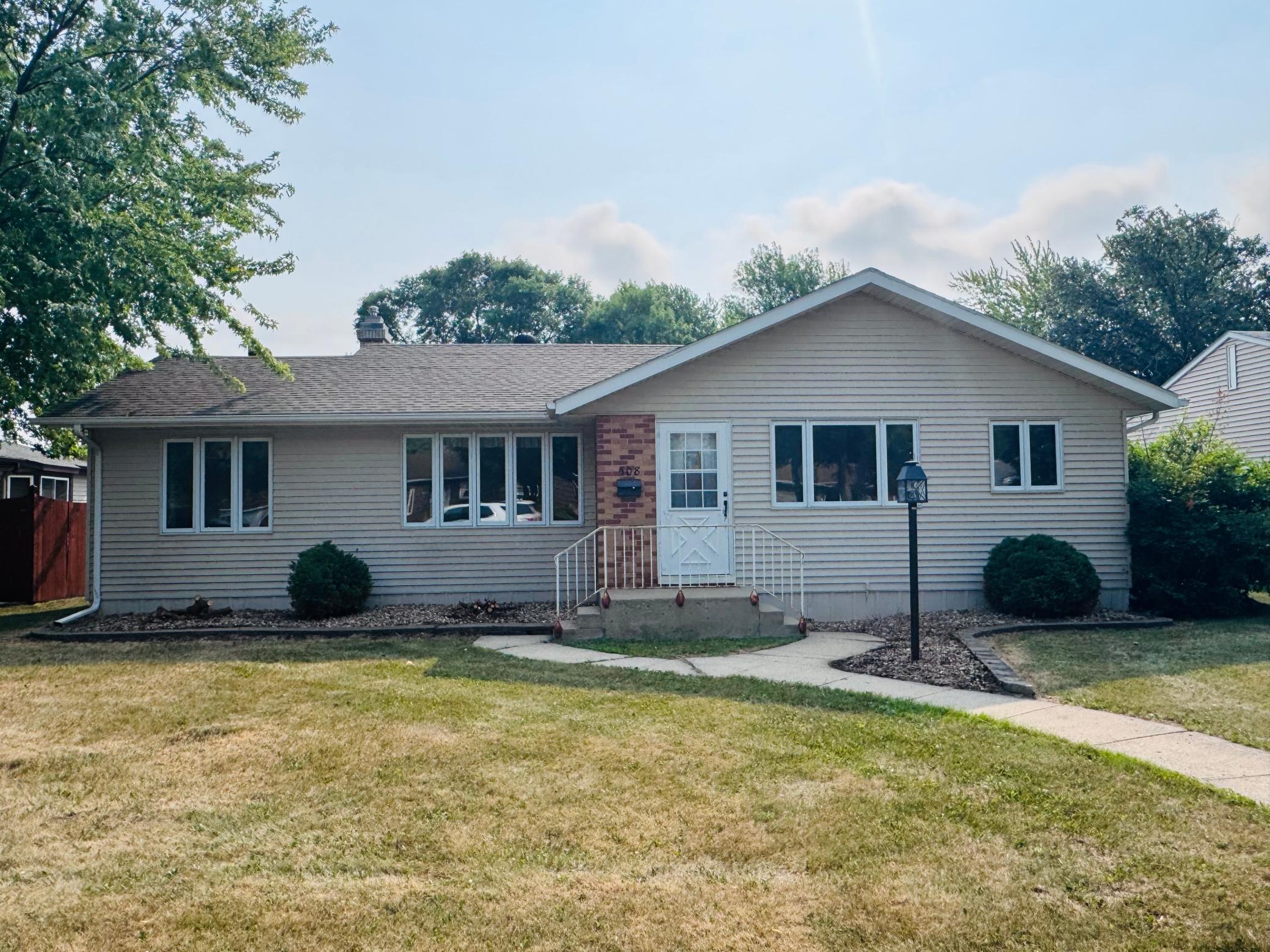 508 Kneale Avenue S, Thief River Falls, MN 56701