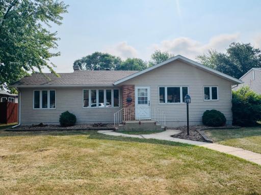 508 Kneale Avenue S, Thief River Falls, MN 56701