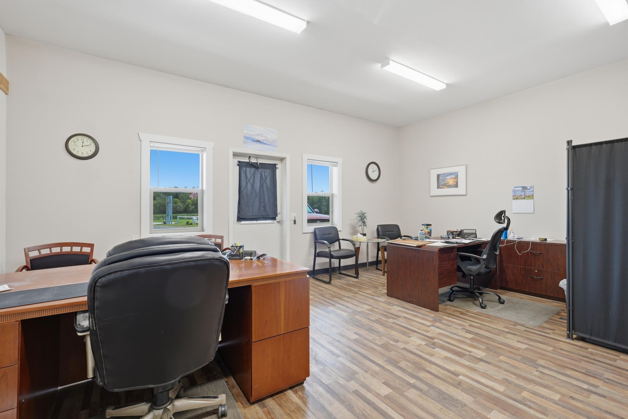 Office 4.jpg