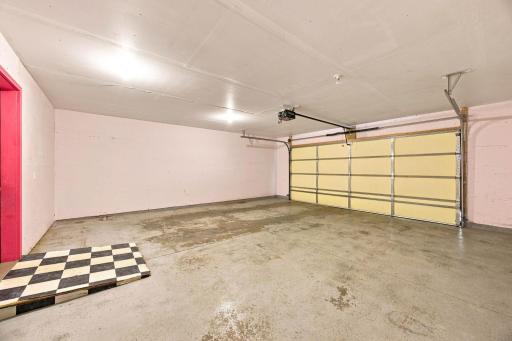 Spacious garage