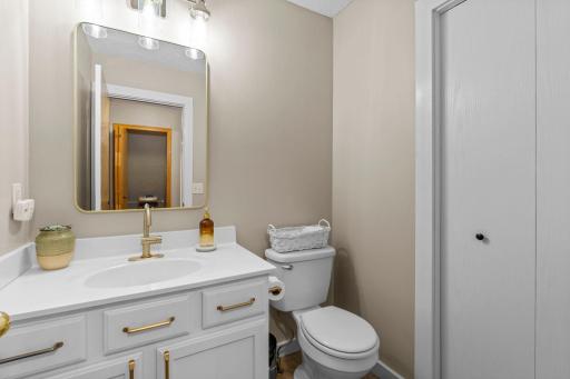 2245 River Rock Lane, Shakopee, MN 55379