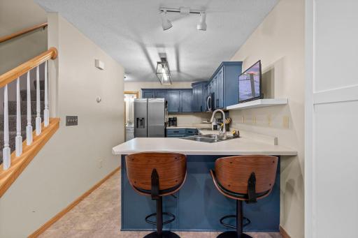 2245 River Rock Lane, Shakopee, MN 55379