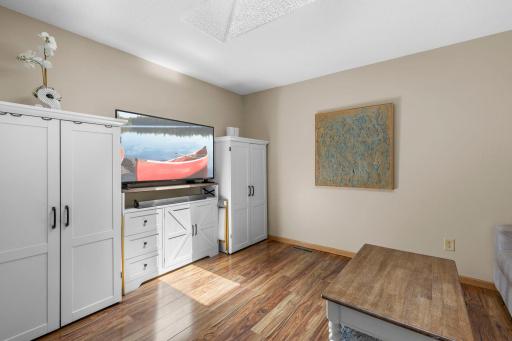2245 River Rock Lane, Shakopee, MN 55379